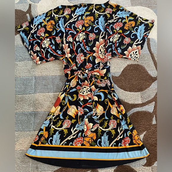 BCBGMAXAZRIA Woodblock Navy Folk Art Floral Dress Tie Waist Peplum Sheath Dress - Picture 11 of 11